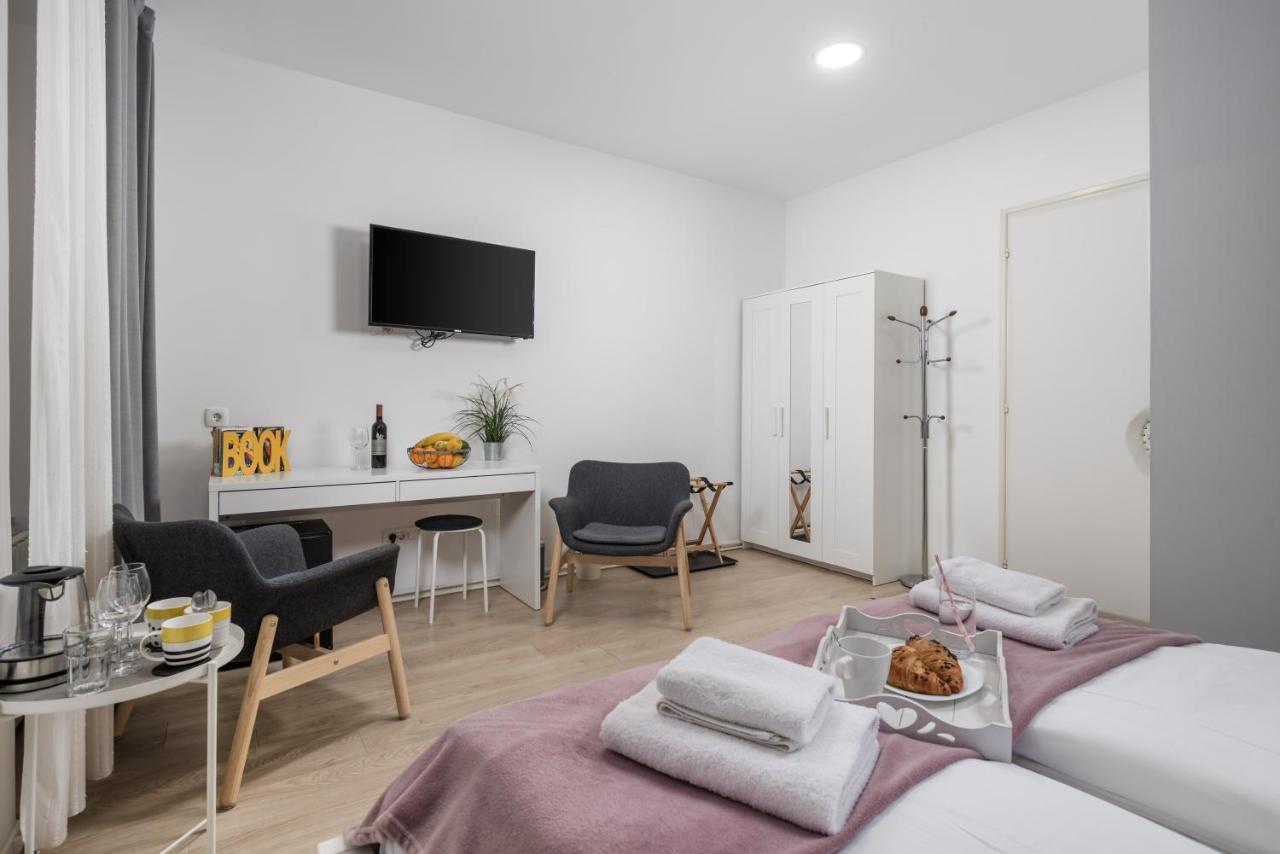 Delta Rooms Rijeka Exteriör bild