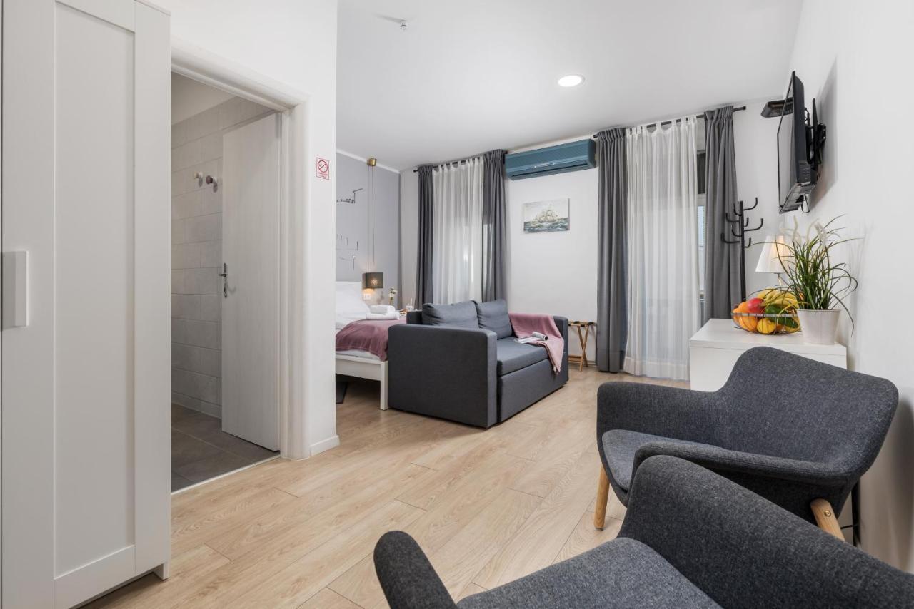 Delta Rooms Rijeka Exteriör bild