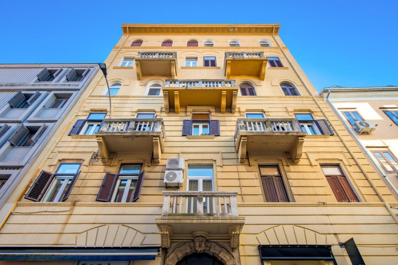 Delta Rooms Rijeka Exteriör bild