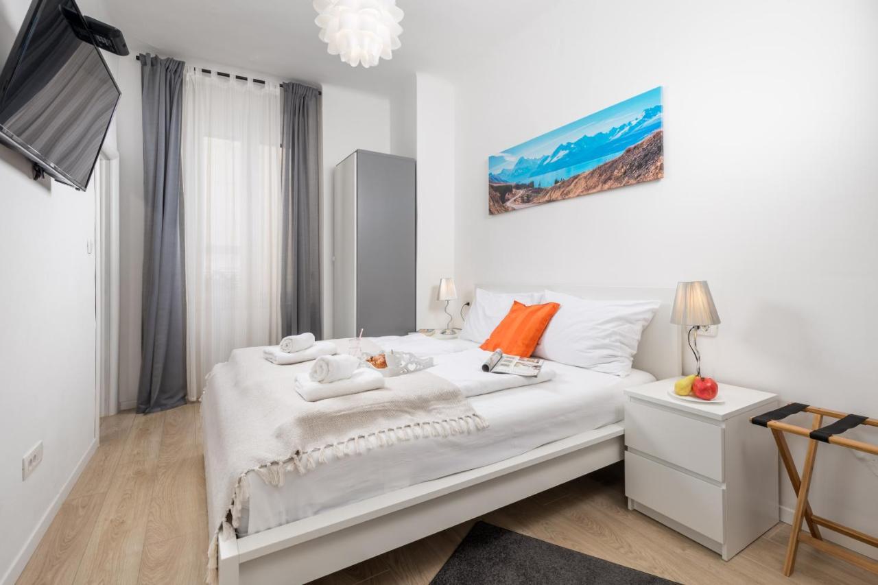 Delta Rooms Rijeka Exteriör bild